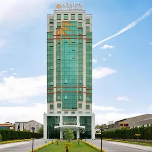 ***** Hotel La Quinta By Wyndham Gunesli Turcia