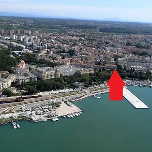 https://apartments-arena.in-istria.net