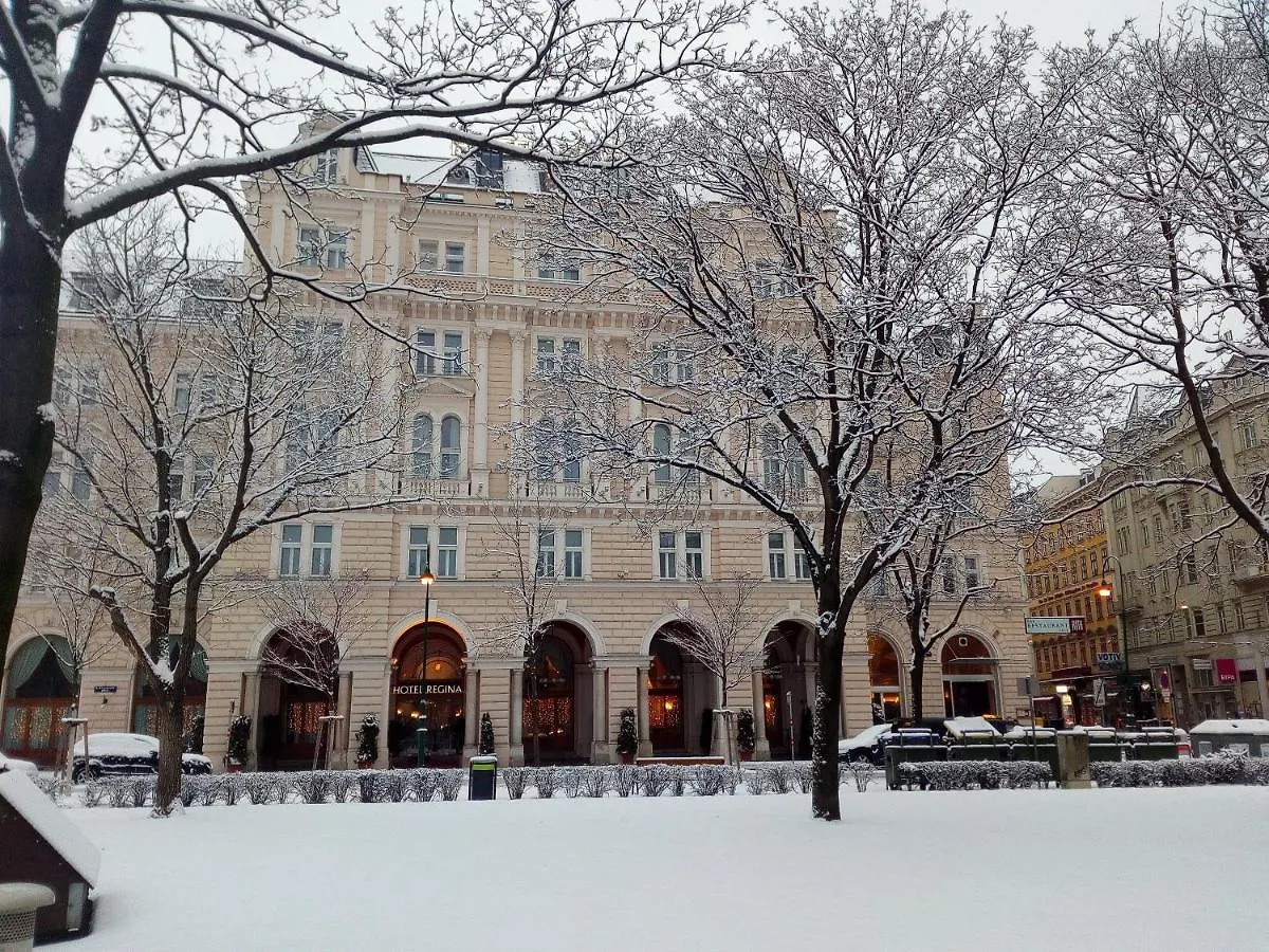 וינה Hotel Regina