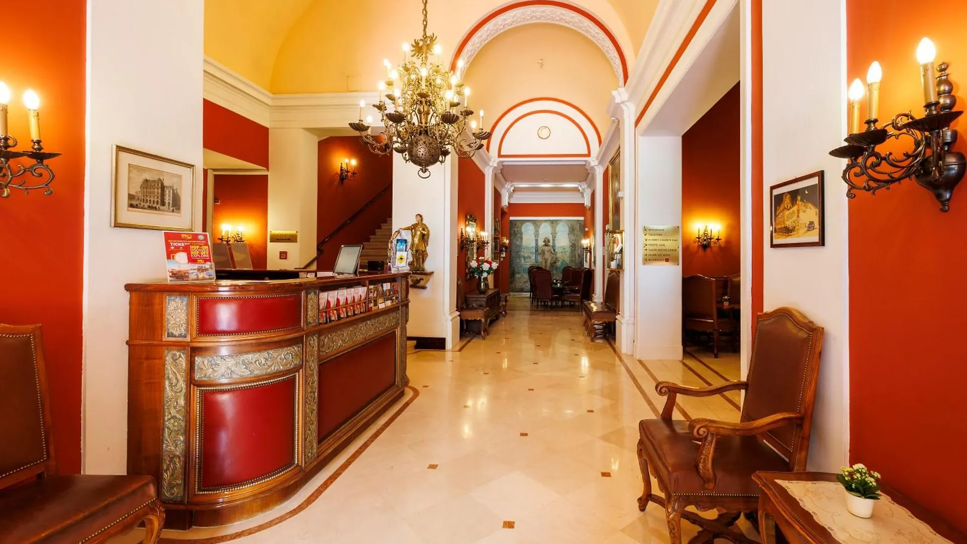 וינה Hotel Regina 4*,