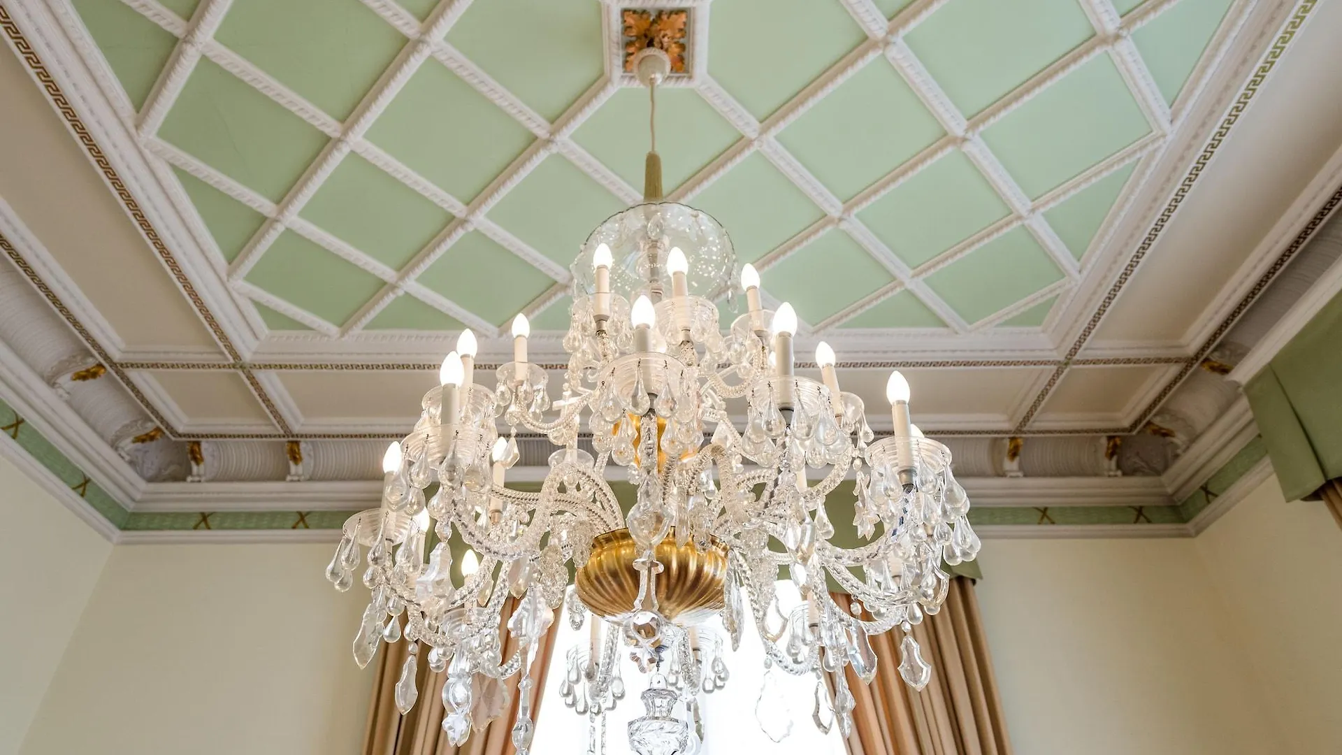 Hotel Regina Vienna 4*,